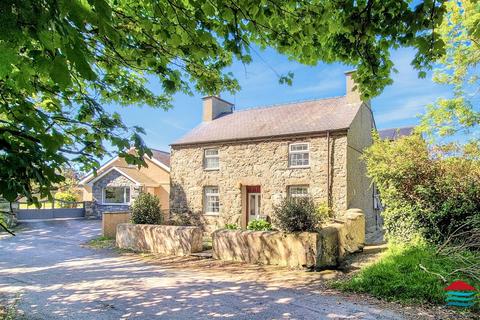 undefined, Edern, Pwllheli, LL53
