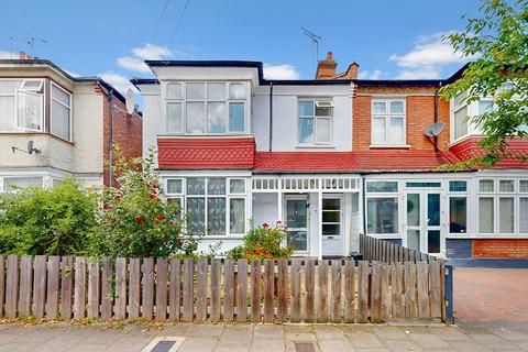 4 bedroom apartment for sale, Welldon Crescent, Harrow, HA1
