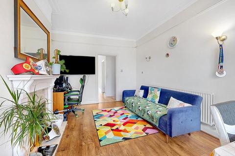 4 bedroom apartment for sale, Welldon Crescent, Harrow, HA1