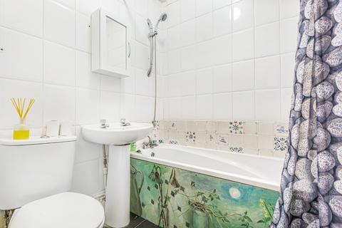 1 bedroom flat to rent, Friary Road, London, SE15