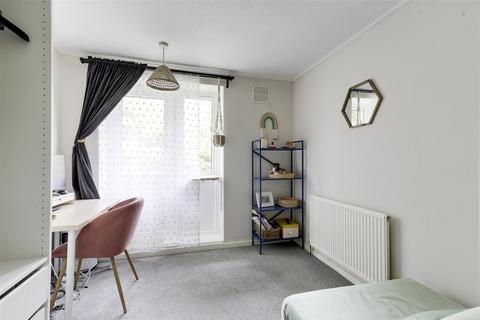 8, Chester House Redcliffe Road, Nottingham, NG3 5AW