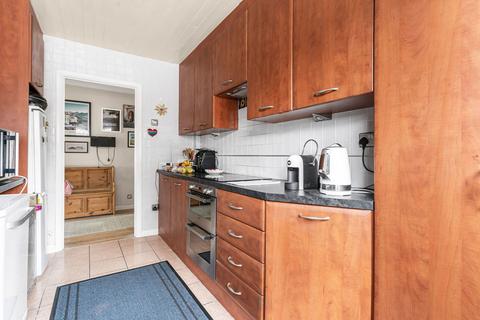 9 Rydons Wood Close, Coulsdon, CR5 1ST