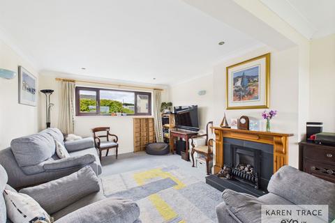 44 Tavern Barn, Fowey, PL23 1EF