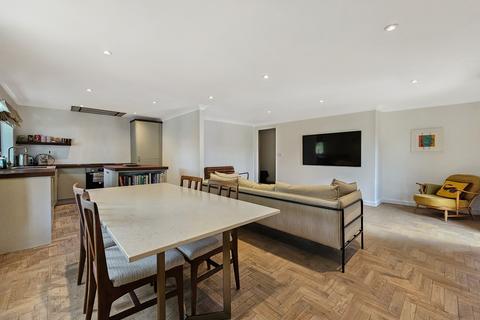 2 bedroom flat for sale, Cambridge CB4