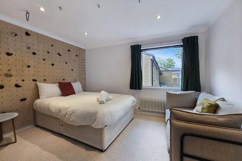 34 Dundee Close, Cambridge, CB4 1SH