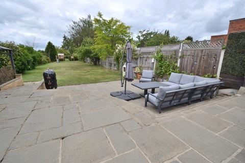 705 Beverley Road, Hull, HU6 7JN