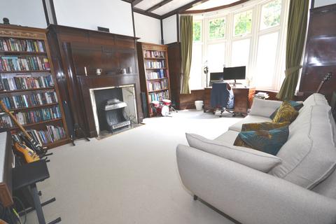 705 Beverley Road, Hull, HU6 7JN