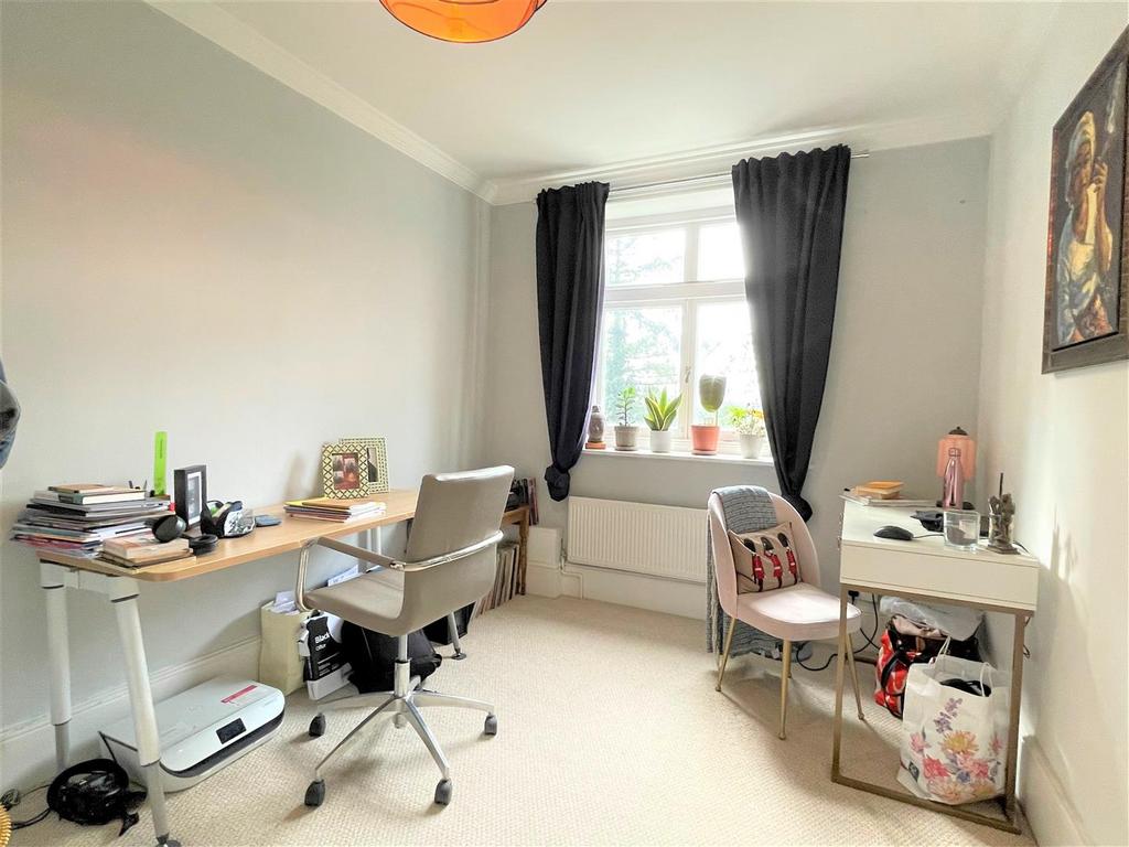Bedroom3.jpg