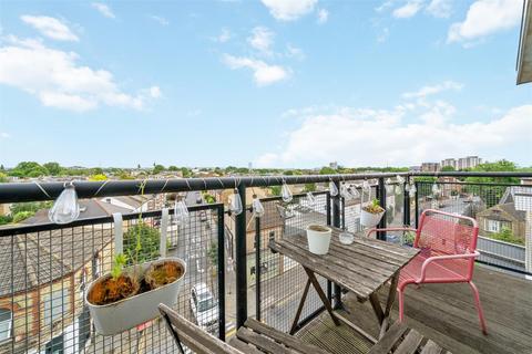 3 bedroom flat for sale, The Zone, Wimbledon SW19