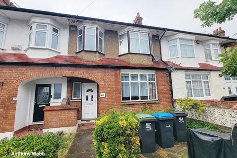 4 bedroom house for sale, Halstead Road, Winchmore Hill, N13