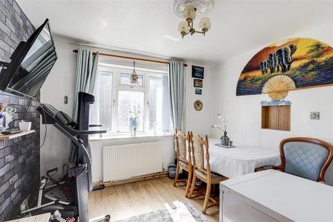 3 bedroom end of terrace house for sale, Colley Moor Leys Lane, Clifton NG11