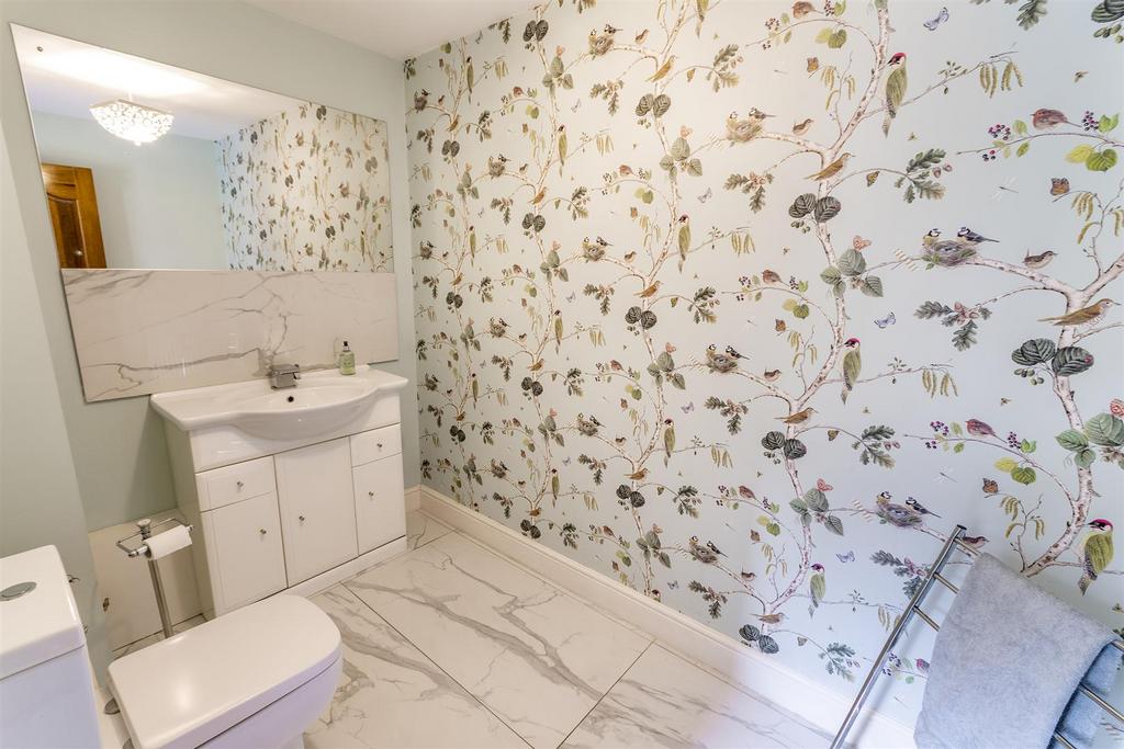 Dowstairs WC