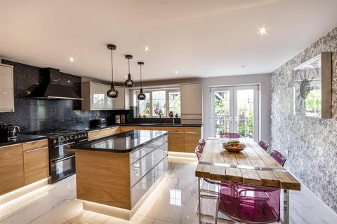 undefined, Chestnut Court, Thrybergh, Rotherham