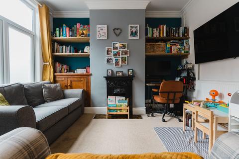 2 bedroom terraced house for sale, Hartopp Road, Clarendon Park, LE2