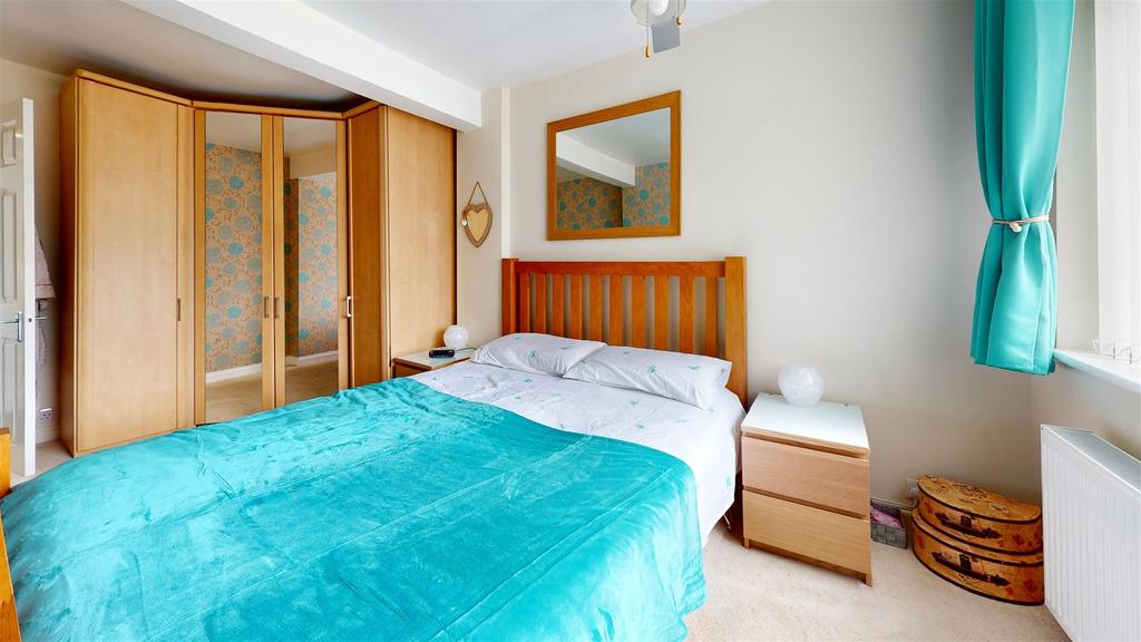Bedroom 5.jpg
