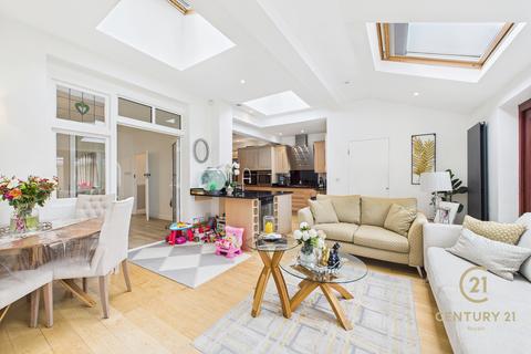 5 bedroom semi-detached house to rent, Morton Road, MORDEN SM4