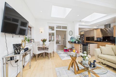 5 bedroom semi-detached house to rent, Morton Road, MORDEN SM4