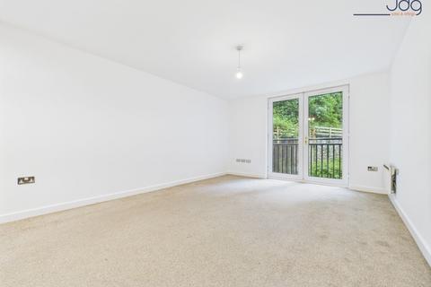 2 bedroom flat for sale, Lune Square, St Georges Quay | A stylish 2 bed apartment with tree lined views
