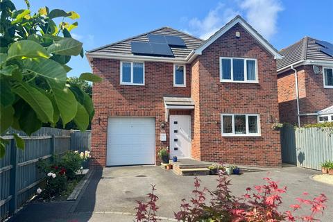 Avenue Road, New Milton, Hampshire, BH25