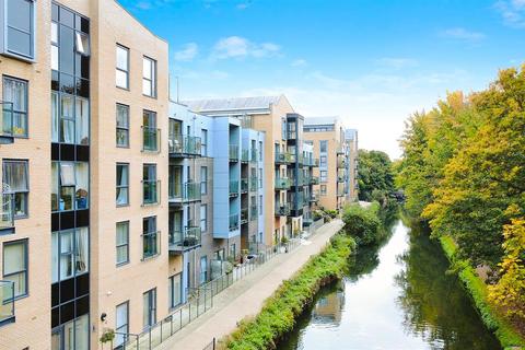 2 bedroom flat for sale, The Embankment, Hemel Hempstead HP3
