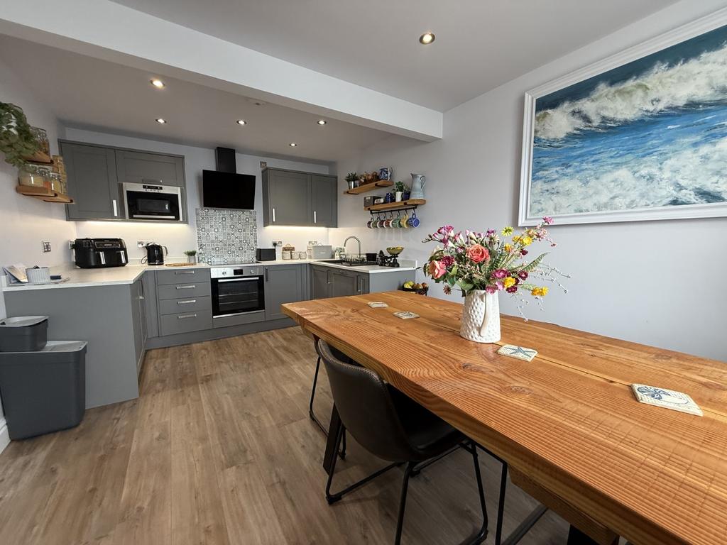 Kitchen/Breakfast Room