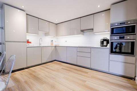 65 Stokefelde, Pitsea, Basildon, SS13 1NJ