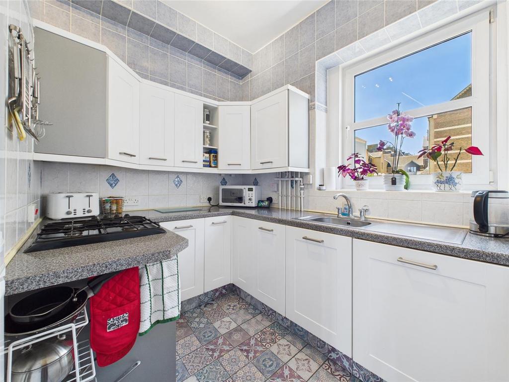 CAM02742 G0-PR0022-STILL010.jpg