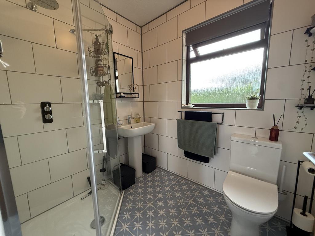 Bathroom/Shower Room