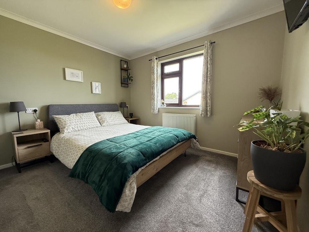 Front Double Bedroom 2