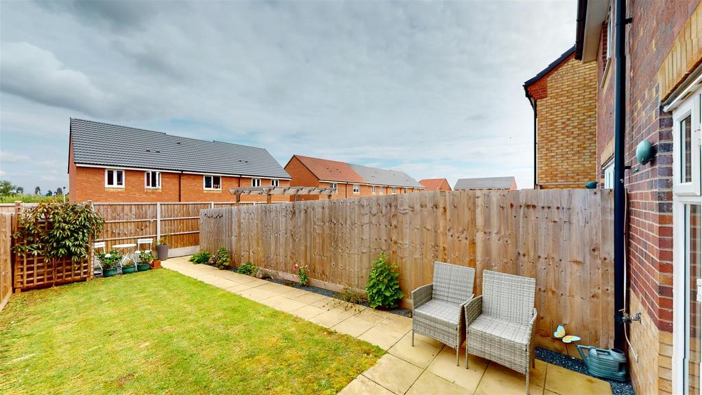 Pankhurst Way 3 Rear Garden 2023.jpg