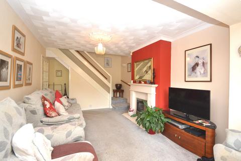 15 Weymouth Close, Folkestone, CT19 4LR