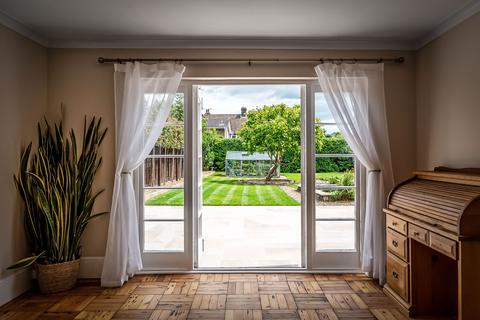 4 bedroom detached house for sale, Greshams, Crouch House Road, Edenbridge
