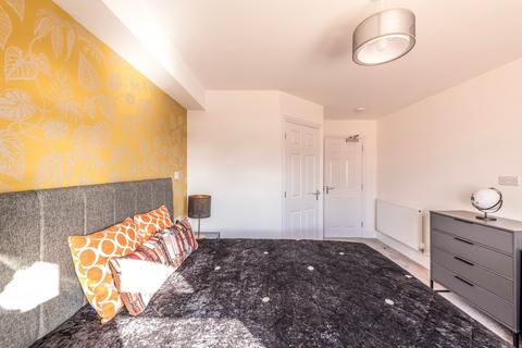 1 bedroom house to rent, Queenshill Road, Bristol BS4