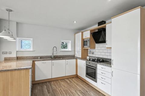 2 bedroom apartment for sale, Highmoor Court