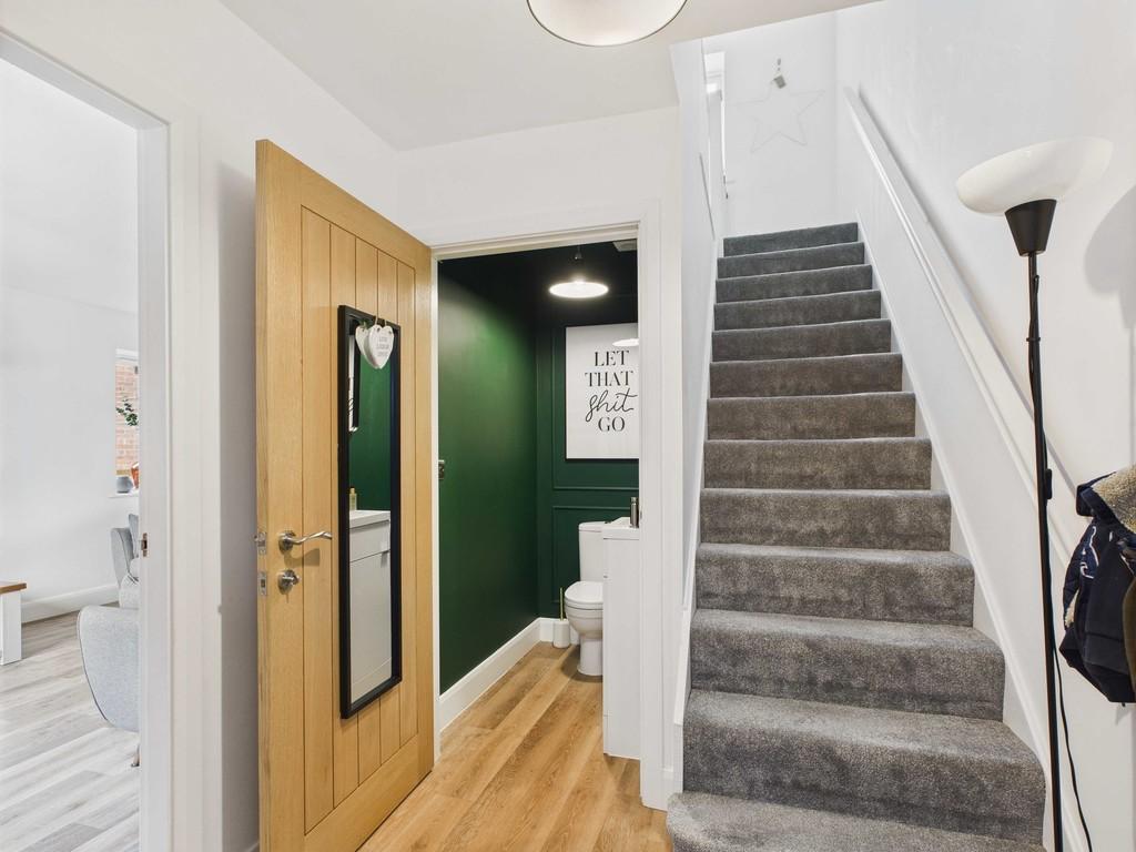 Cam04092 g0 pr0071 still004