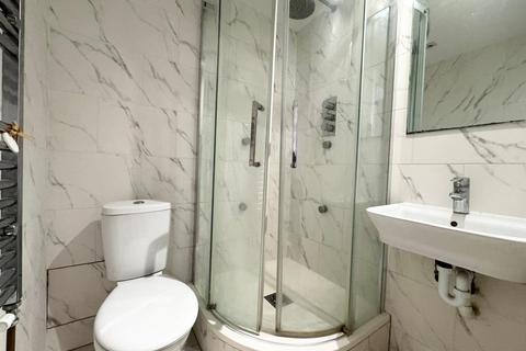 Flat share to rent, Gouldman House, London E1