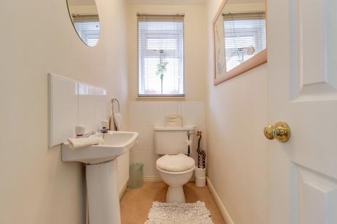 8 Burnleys View, Methley, Leeds, LS26 9BQ
