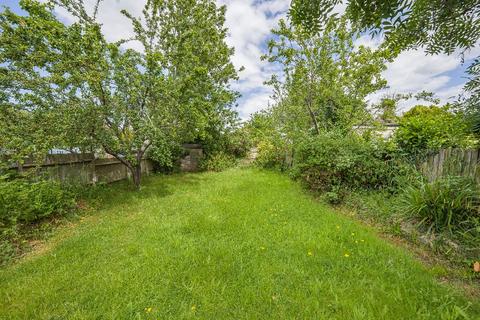 3 bedroom semi-detached house for sale, Manor Drive North, Worcester Park
