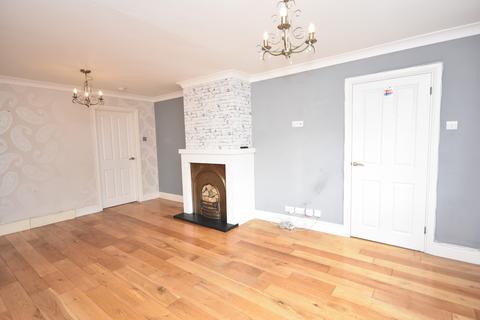 3 bedroom terraced house to rent, Aylesbury HP19