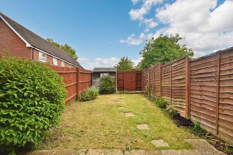 2 bedroom terraced house to rent, Aylesbury HP21
