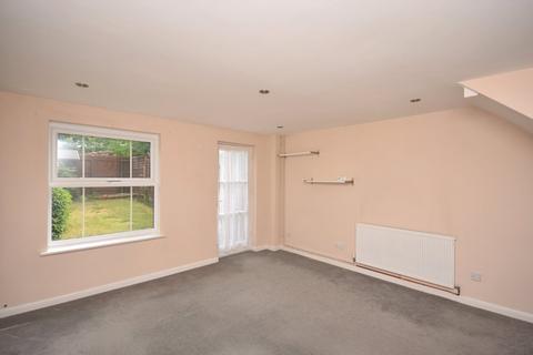 2 bedroom terraced house to rent, Aylesbury HP21