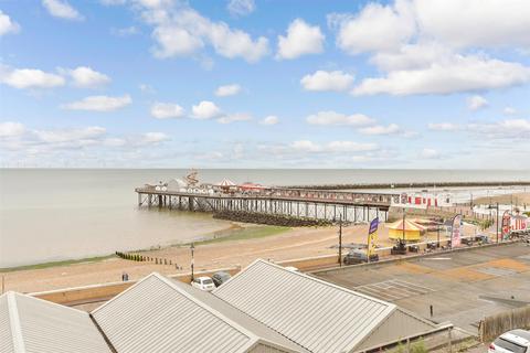 1 bedroom flat for sale, St. George's Terrace, Herne Bay, Kent