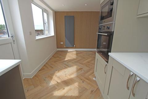 35 Bittern Walk, Brierley Hill, DY5 2QB