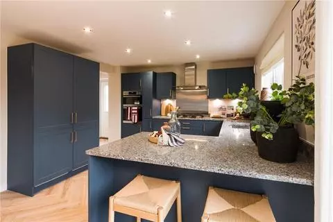 5 bedroom detached house for sale – pohled 4