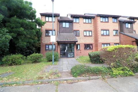 35 Cricketers Close, Erith, DA8 1TU