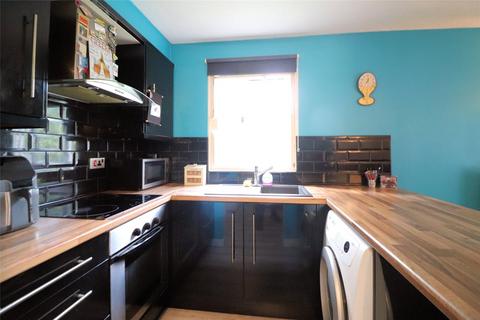 35 Cricketers Close, Erith, DA8 1TU