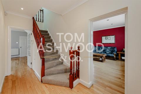5 bedroom end of terrace house for sale, Woodbridge Road, Leftley Estate, Barking, IG11