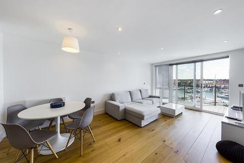 2 bedroom flat for sale, Alexandra Wharf, Ocean Village, SO14