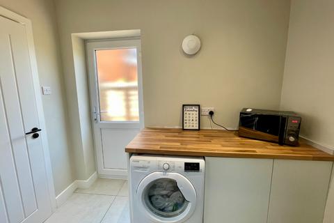 11 Troon Gardens, Luton, LU2 7GB