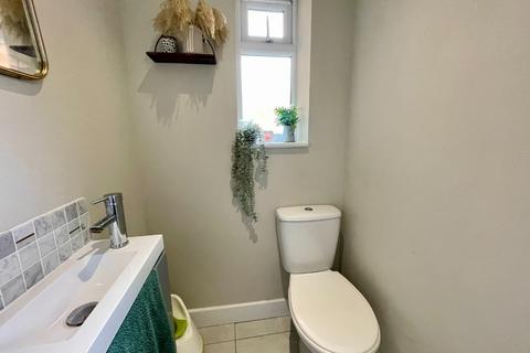 11 Troon Gardens, Luton, LU2 7GB